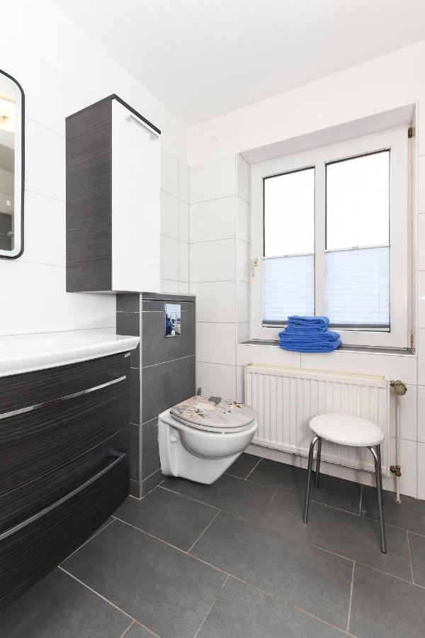 Ferienwohnung Juist Inselhaus Am Deich ノイハルリンガージール エクステリア 写真